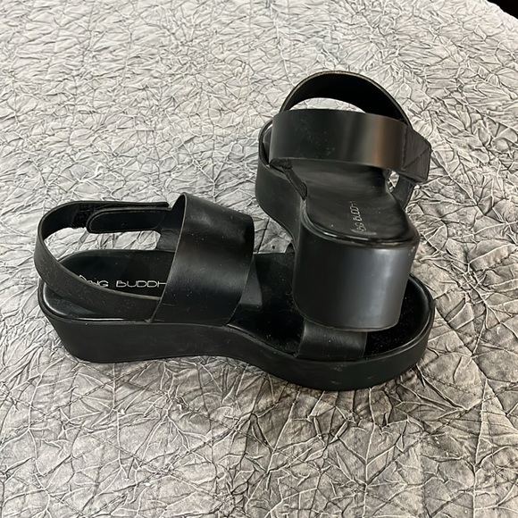 Women’s black wedge sandals. Size 7.5. Excellent condition. Velcro closure. - Picture 4 of 4